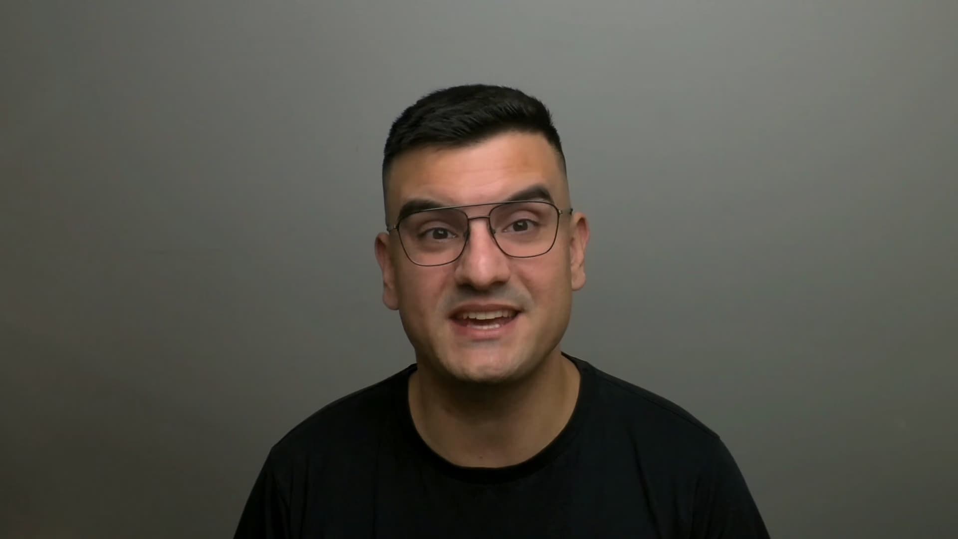 Damjan Savić speaking to camera, with the lines “A product”, “A service” and “A business idea” listed beside him